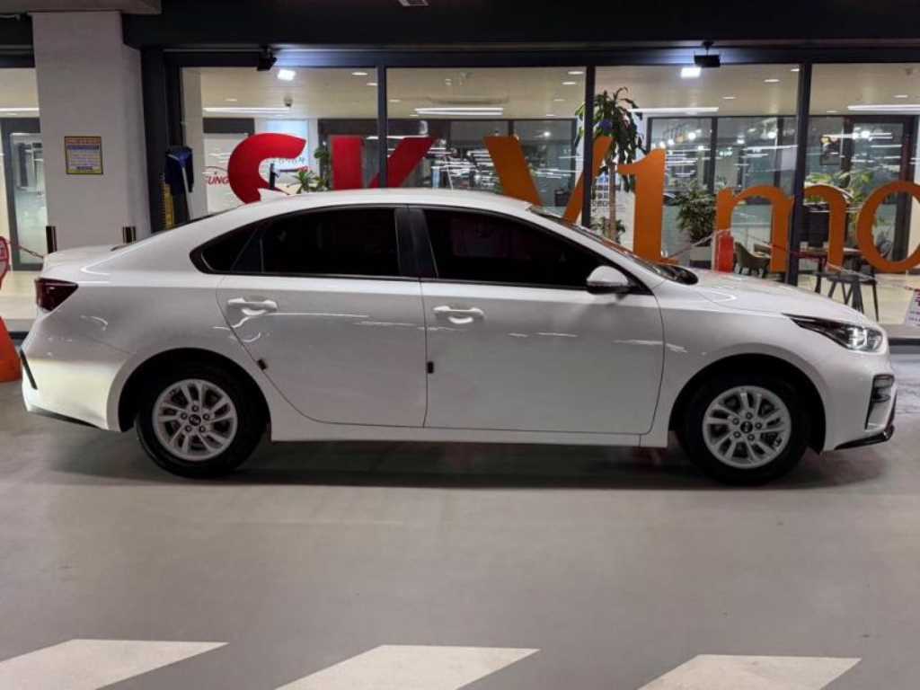 KIA K3 - Vista 3