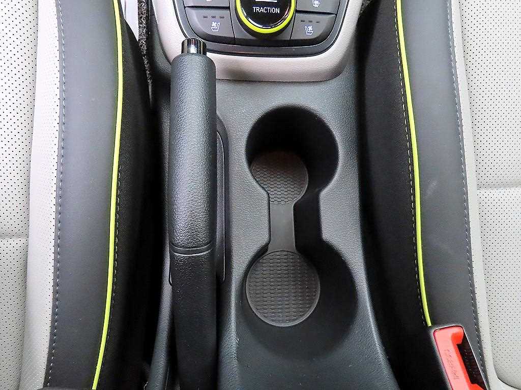 HYUNDAI Venue - Vista 12