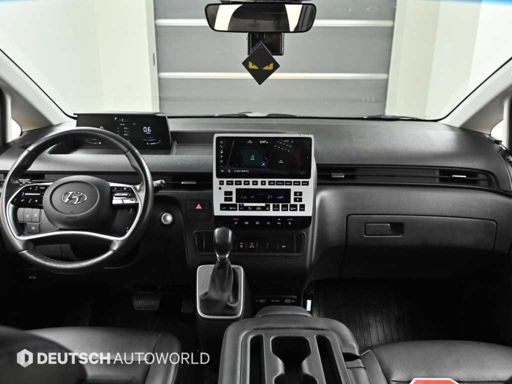 HYUNDAI Staria - Vista 7