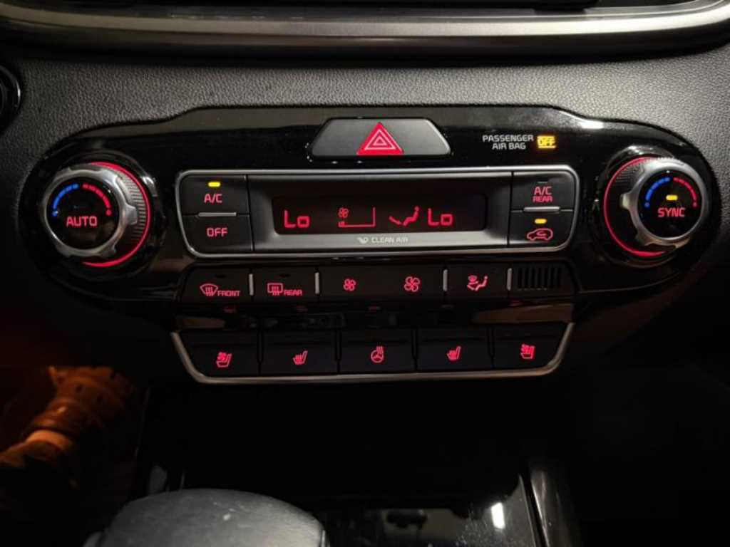 KIA Sorento - Vista 12