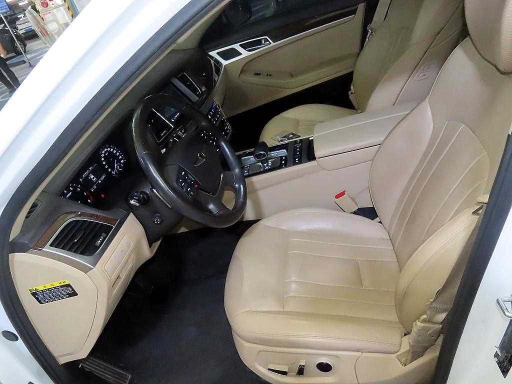 Genesis G80 - Vista 6