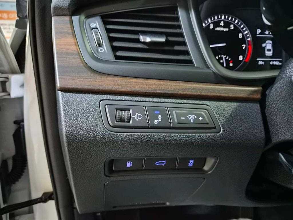 HYUNDAI Sonata 2019 Blanco - Importación desde Corea - HF Imports Iquique - Foto 13