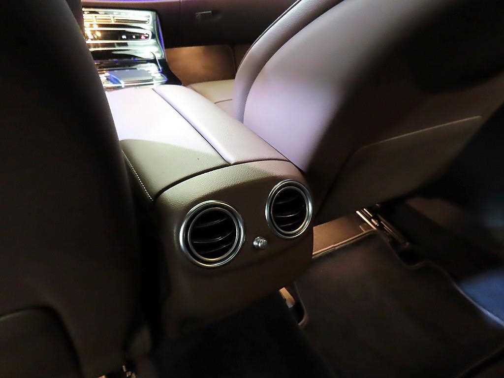 Mercedes Benz E class 2021 Gris - Importación desde Corea - HF Imports Iquique - Foto 16