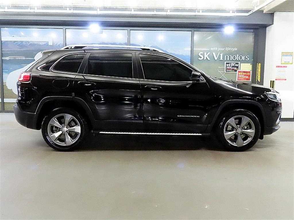 Jeep Cherokee - Vista 3