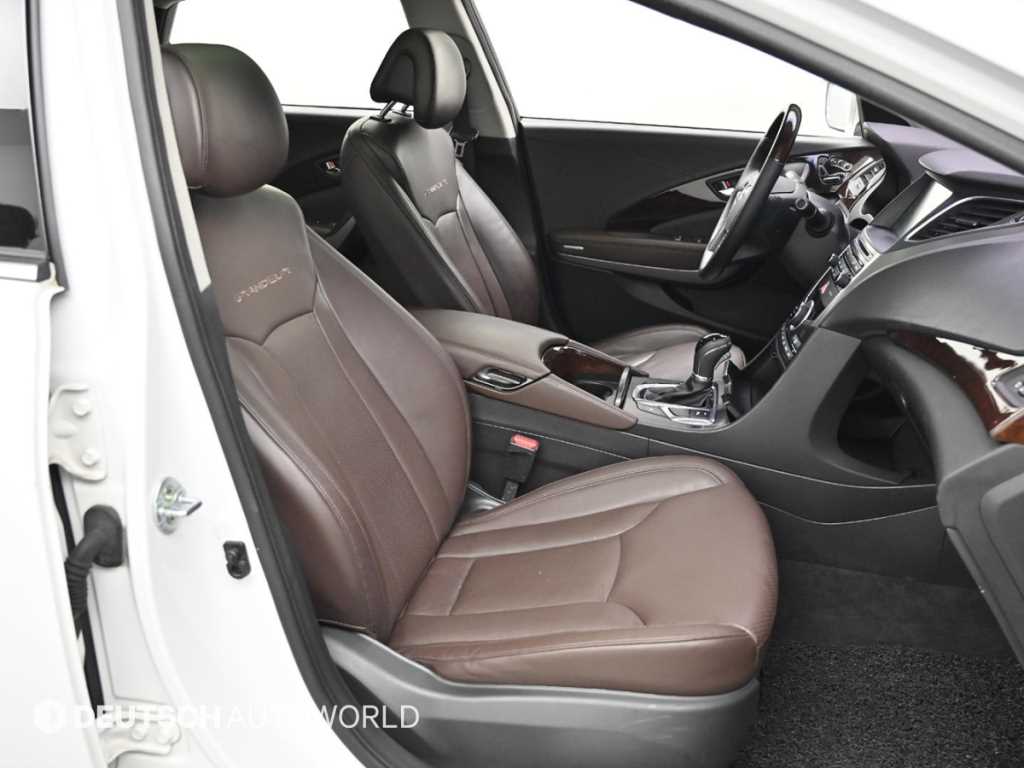 HYUNDAI Grandeur - Vista 10