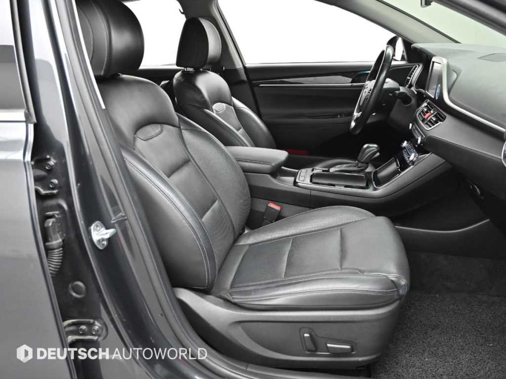 HYUNDAI Grandeur - Vista 10