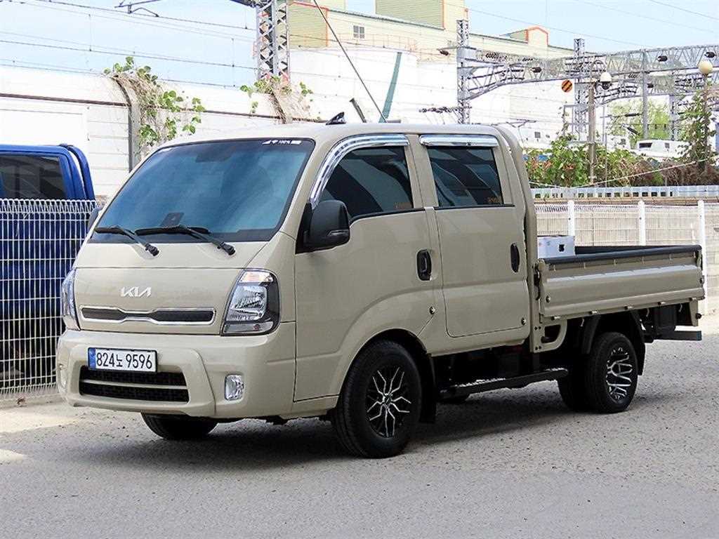 Small Truck Cargo (small) - Vista 2