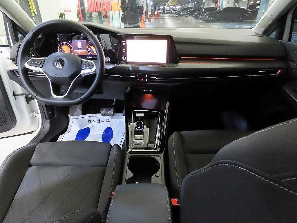 Volkswagen Golf - Vista 10