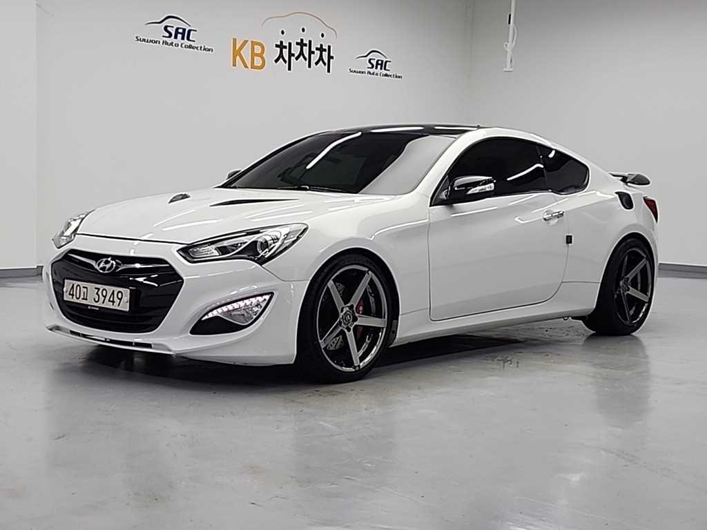 HYUNDAI Genesis - Vista 2