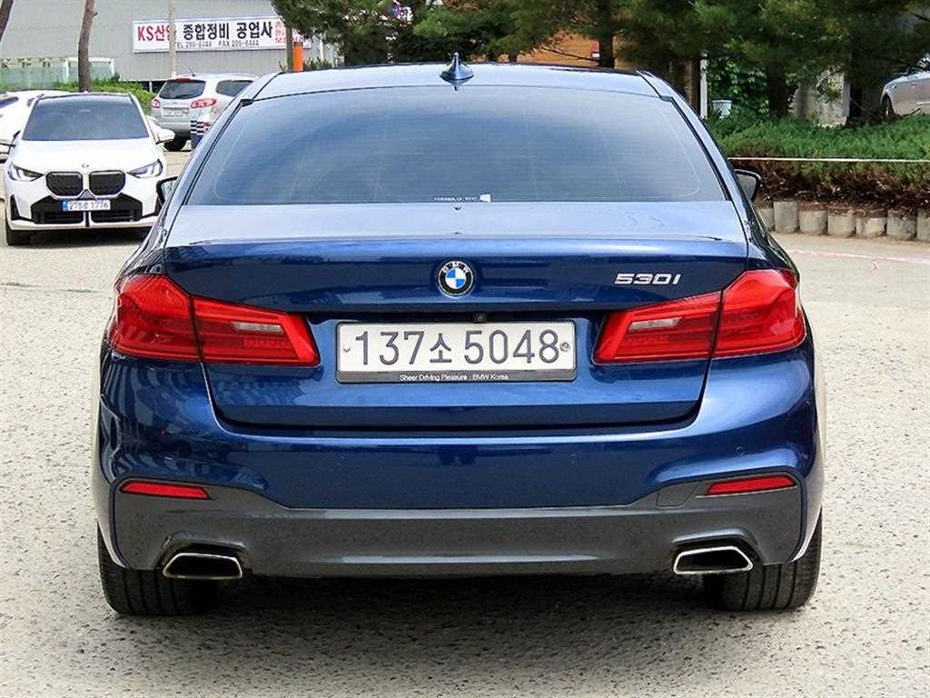 BMW 5 Series - Vista 4