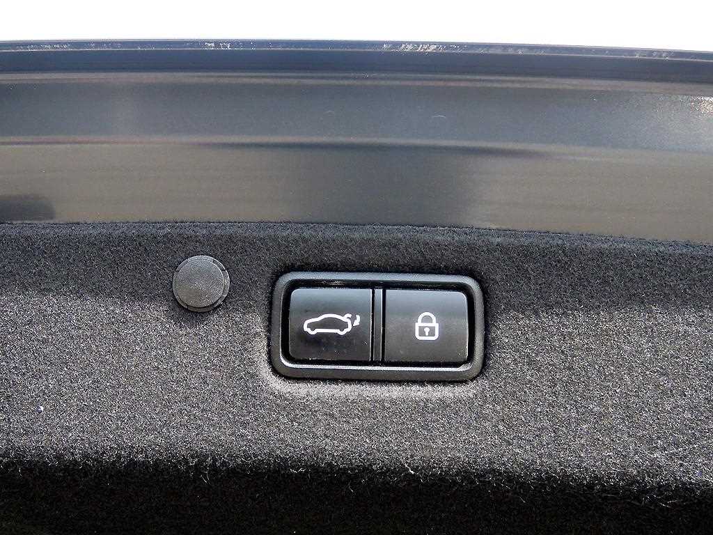 HYUNDAI Grandeur - Vista 5
