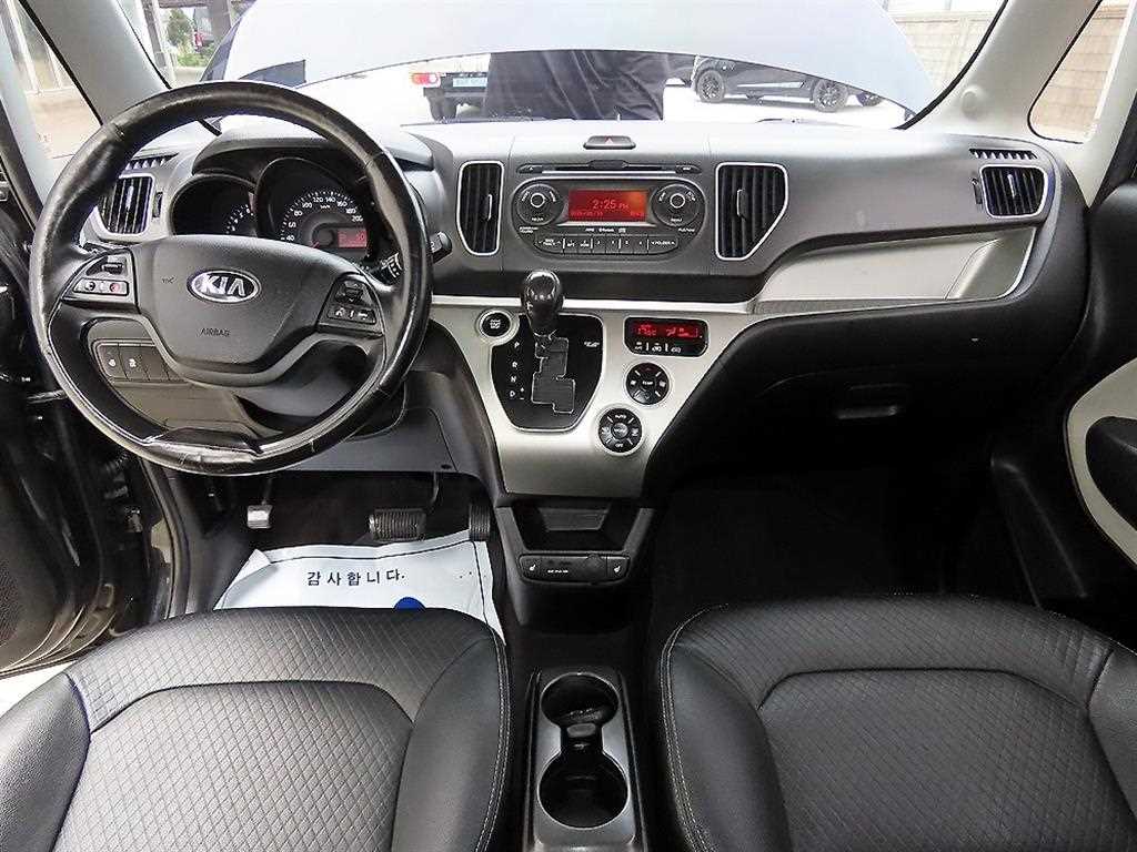 KIA Ray - Vista 7