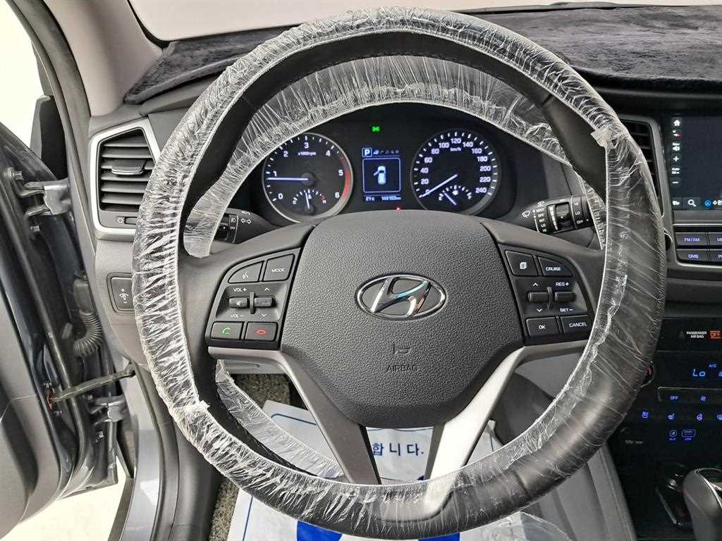 HYUNDAI Tucson - Vista 7