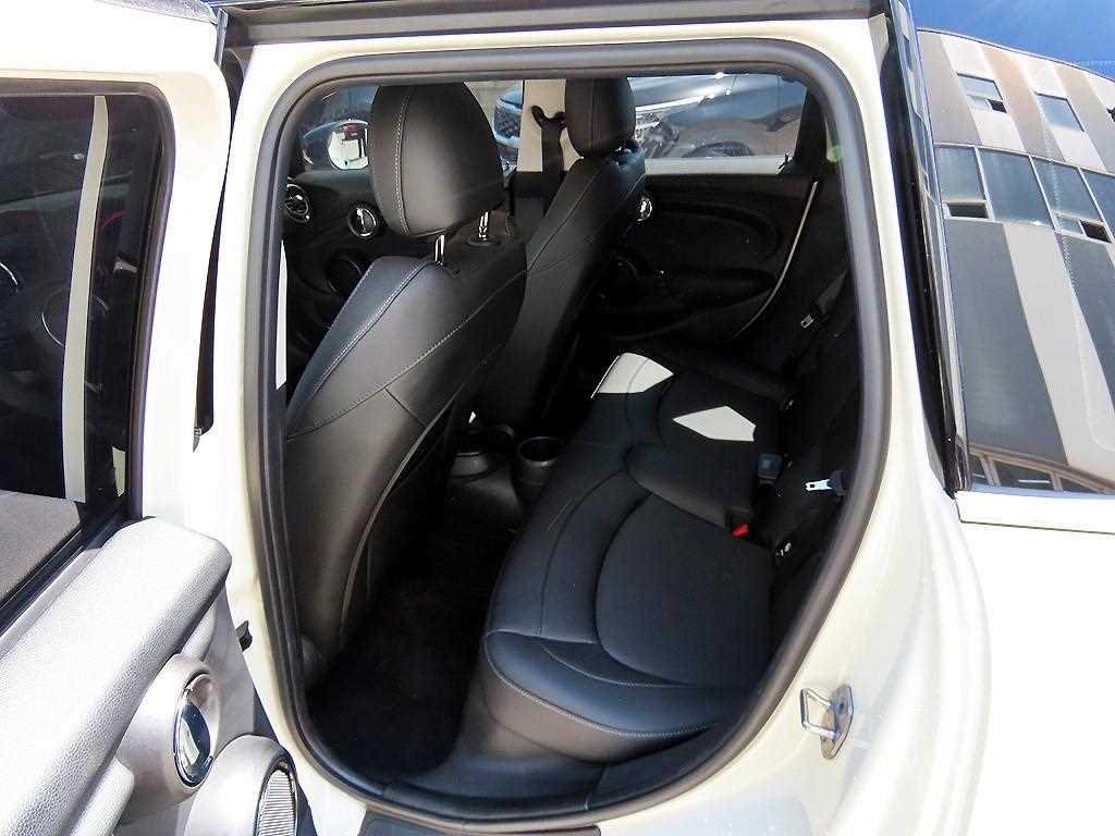 Mini Cooper - Vista 6