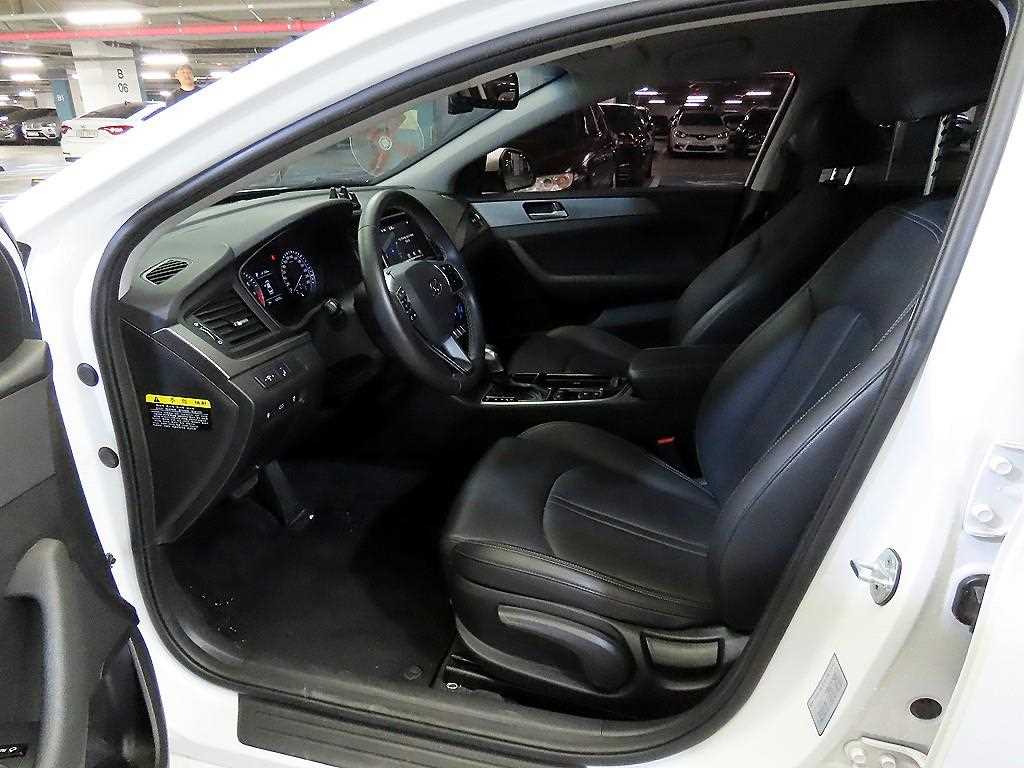 HYUNDAI Sonata - Vista 6