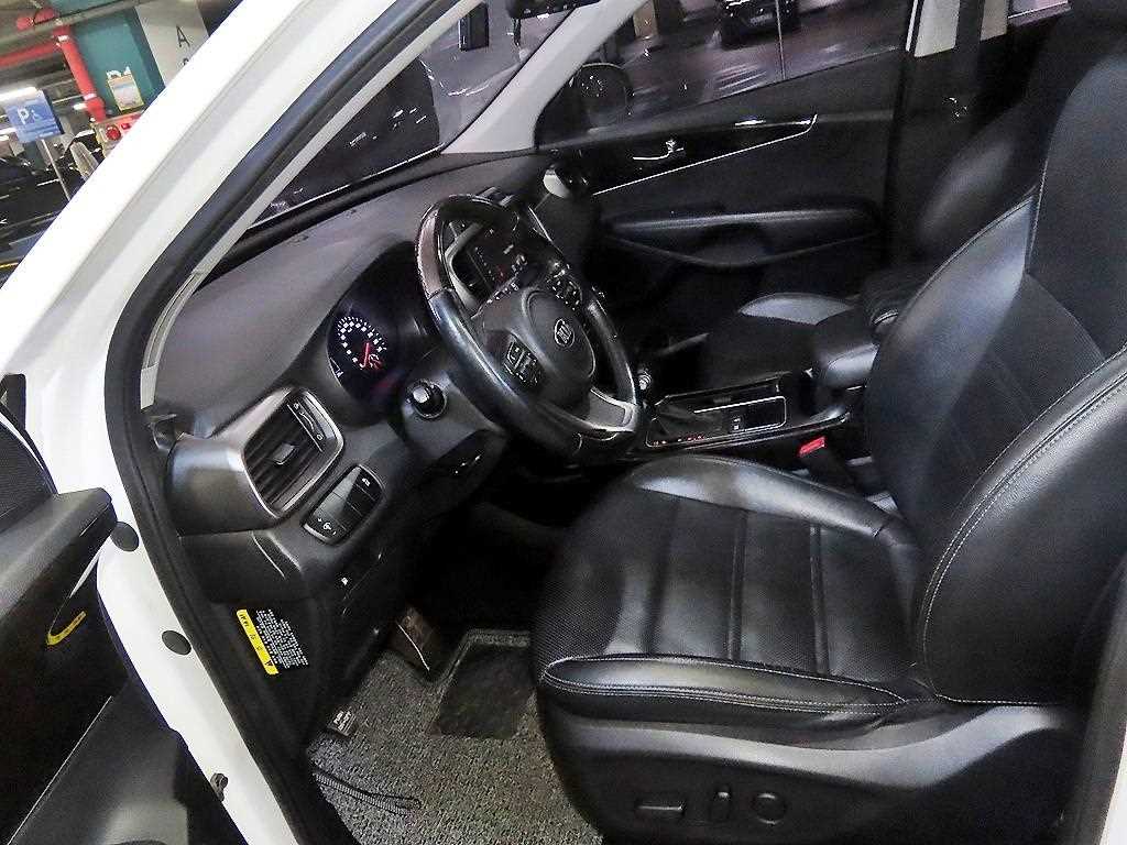 KIA Sorento - Vista 6