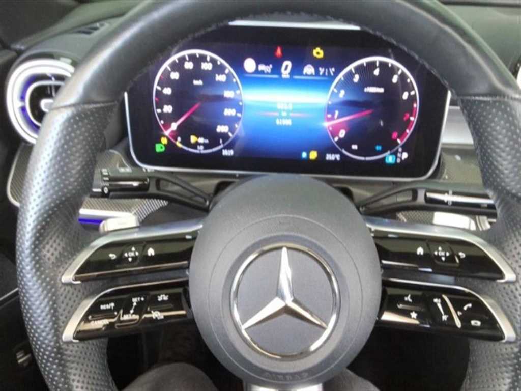 Mercedes Benz C Class - Vista 5