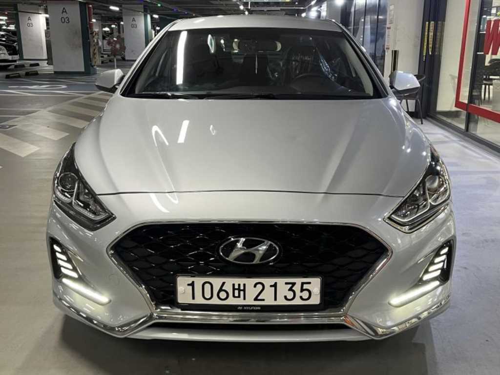 HYUNDAI Sonata - Vista 2