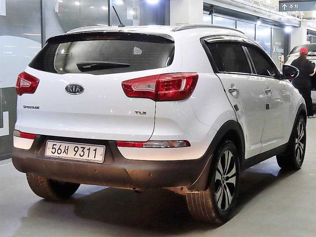 KIA Sportage - Vista 4