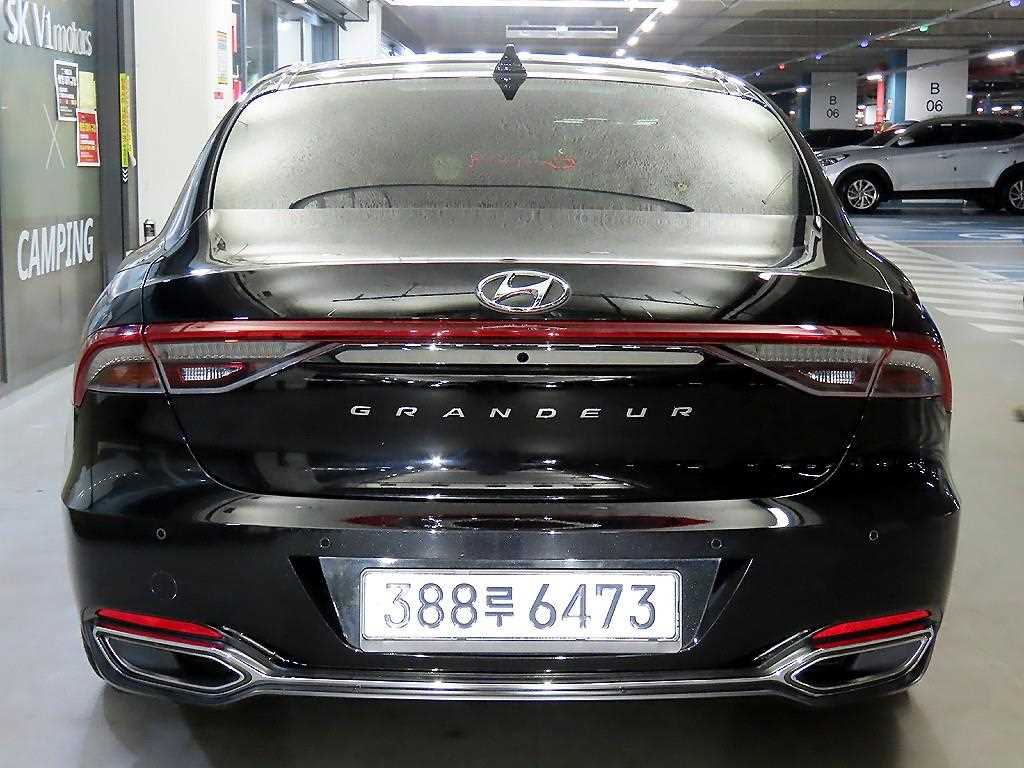 HYUNDAI Grandeur - Vista 5