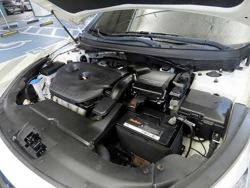 HYUNDAI Sonata 2016 Blanco - Importación desde Corea - HF Imports Iquique - Foto 18