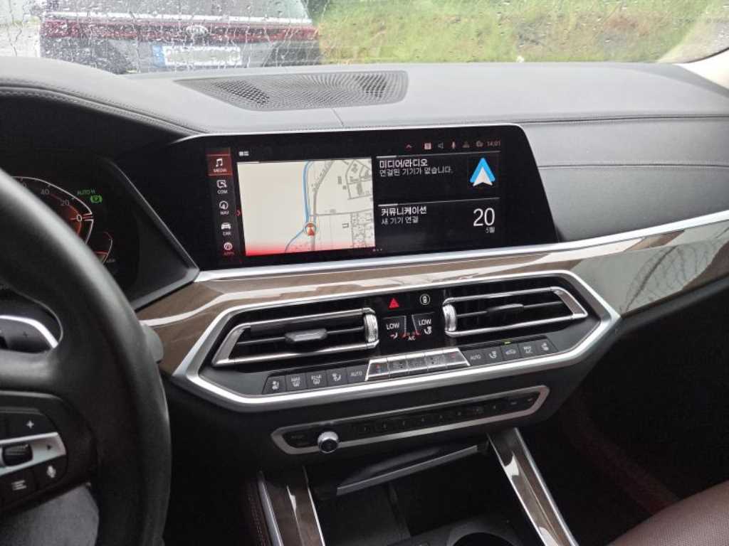 BMW X5 - Vista 8