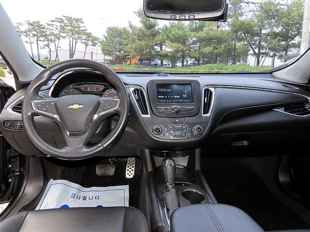 Chevrolet Malibu - Vista 7