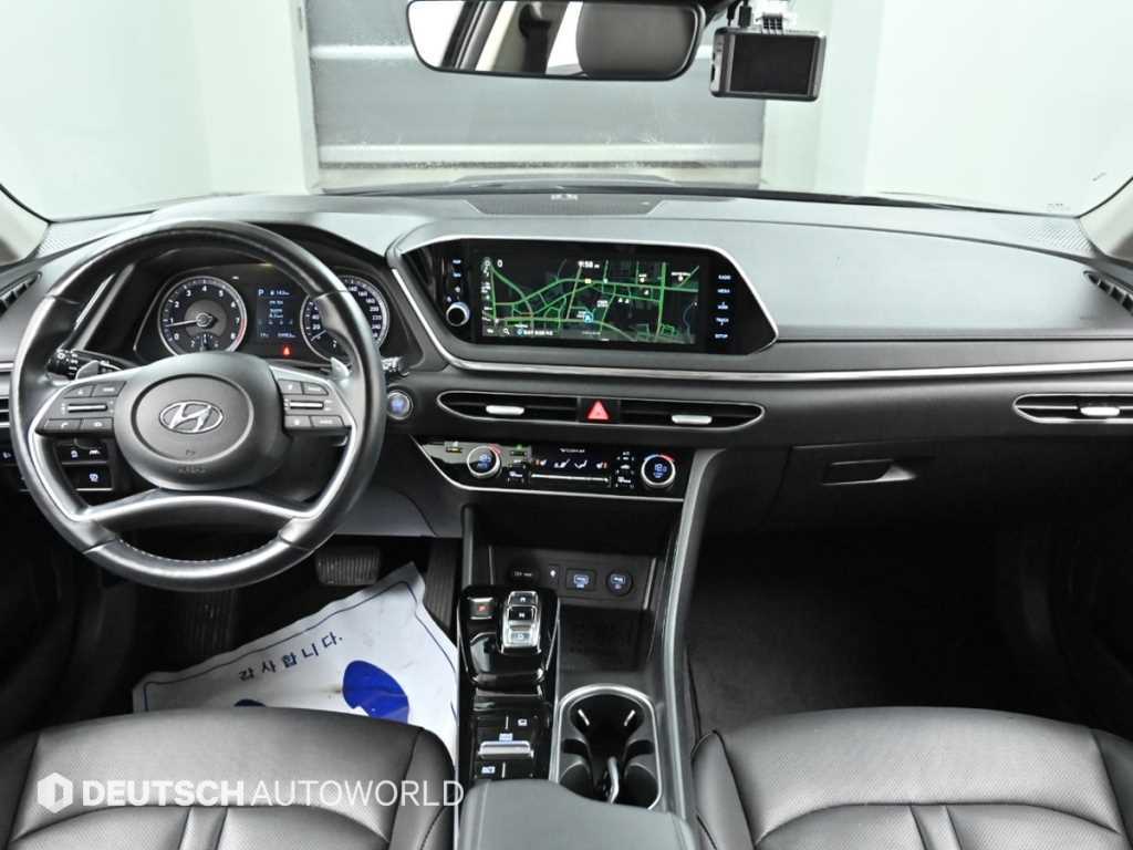 HYUNDAI Sonata - Vista 7