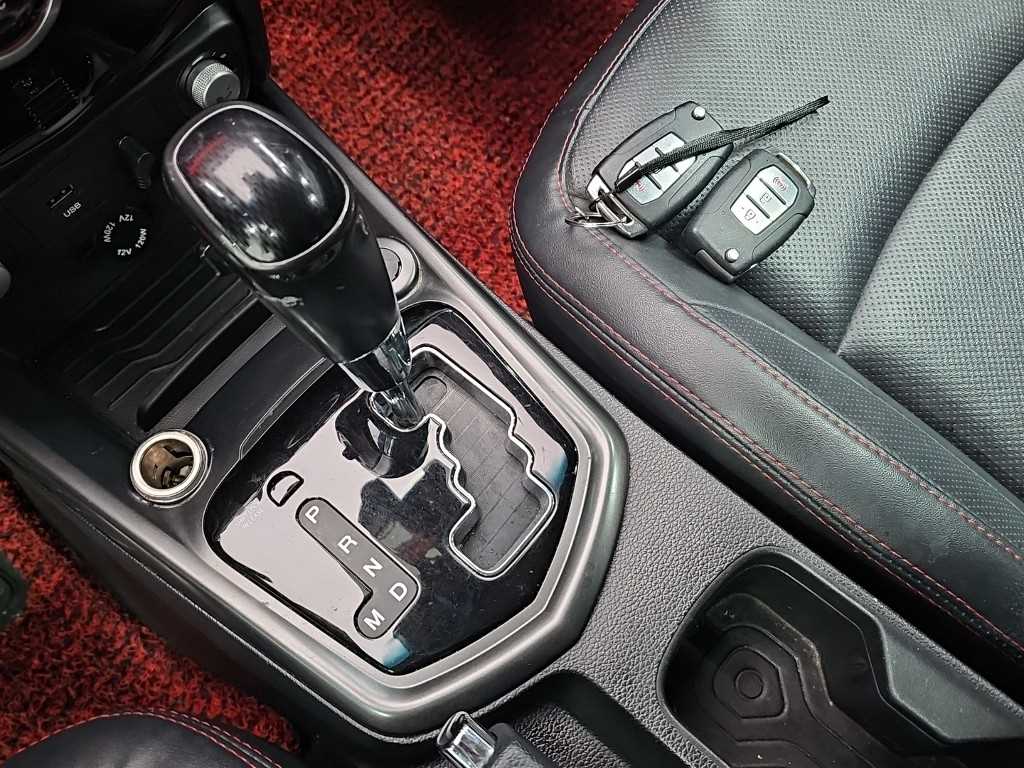 Ssangyong Tivoli - Vista 8