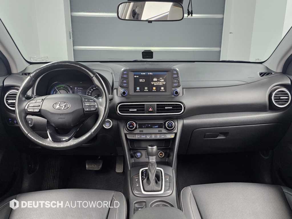 HYUNDAI Kona - Vista 7