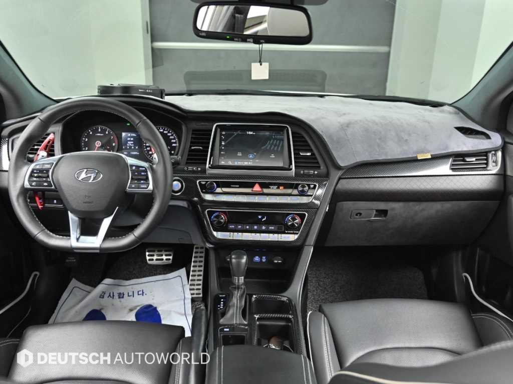 HYUNDAI Sonata - Vista 7