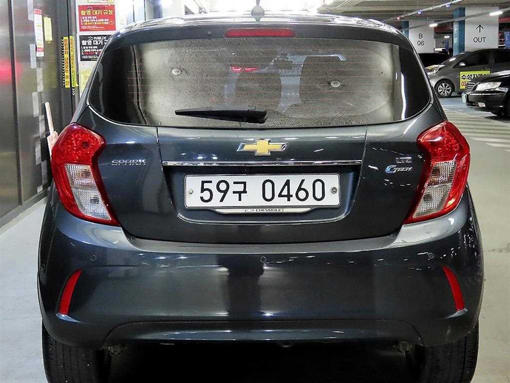 Chevrolet Spark - Vista 6