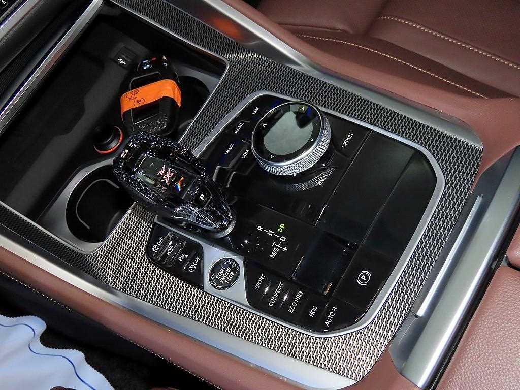 BMW X6 - Vista 12