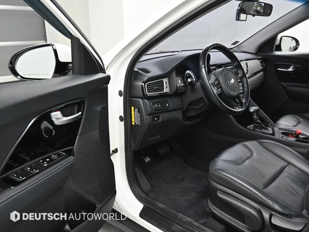 KIA Niro - Vista 11