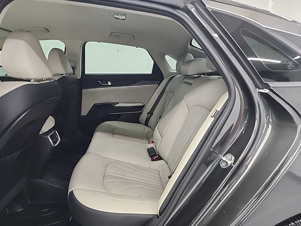 KIA K5 - Vista 12