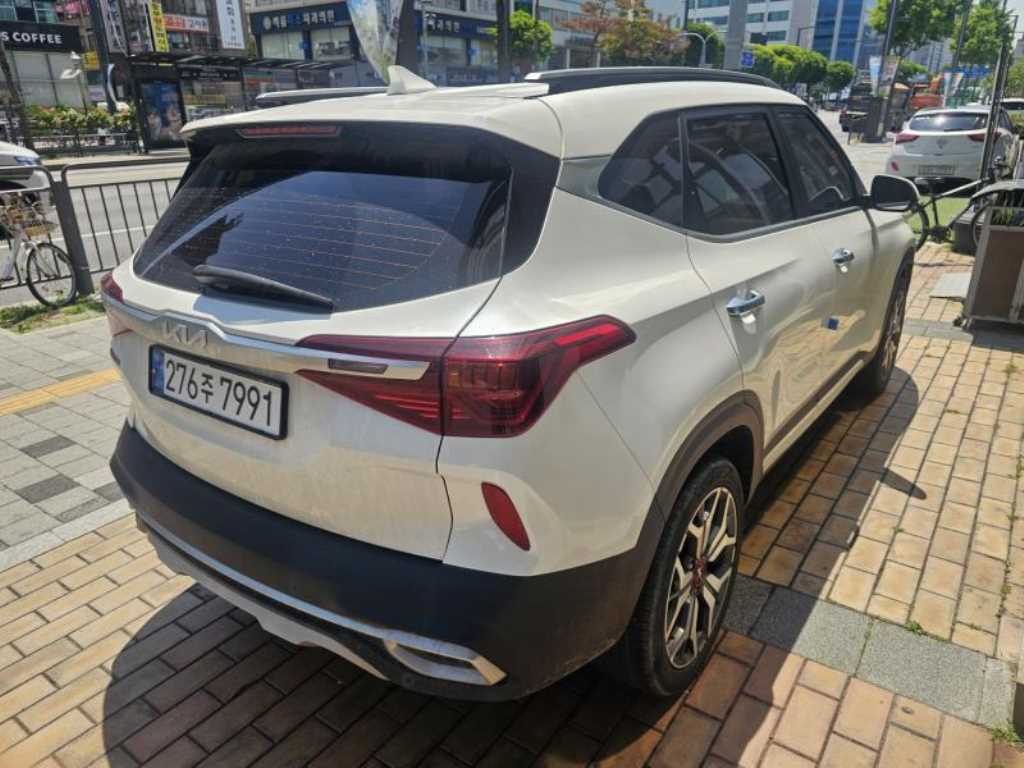 KIA Seltos - Vista 7