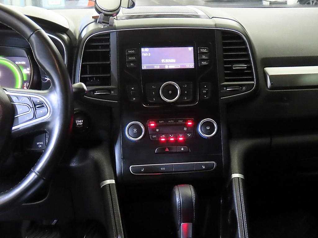 SAMSUNG QM6 - Vista 11