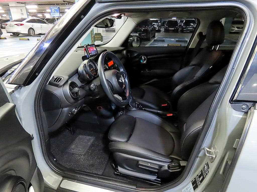 Mini Cooper - Vista 5