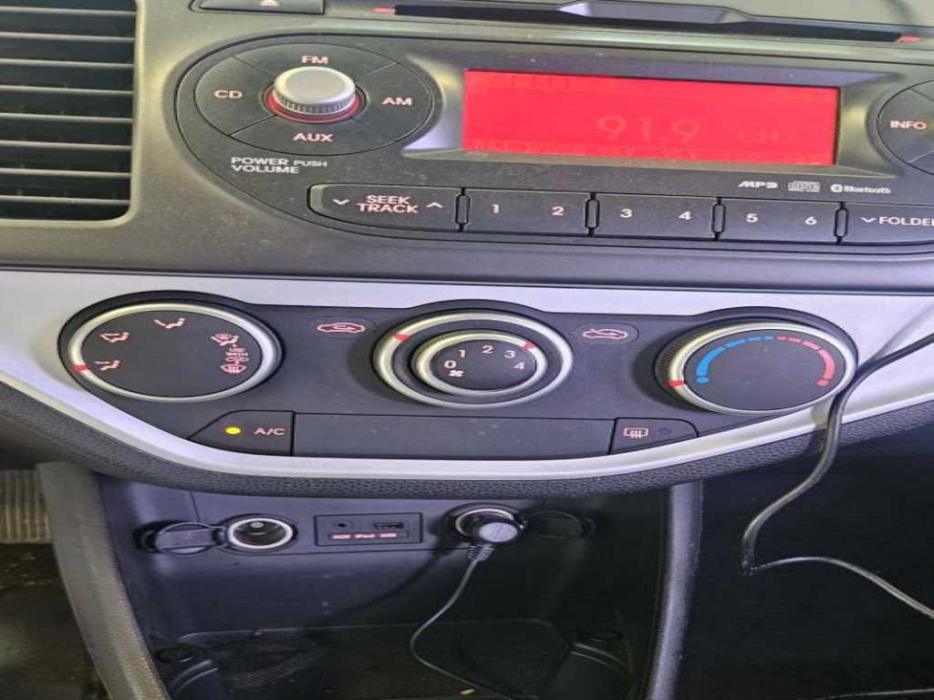 KIA Morning - Vista 6