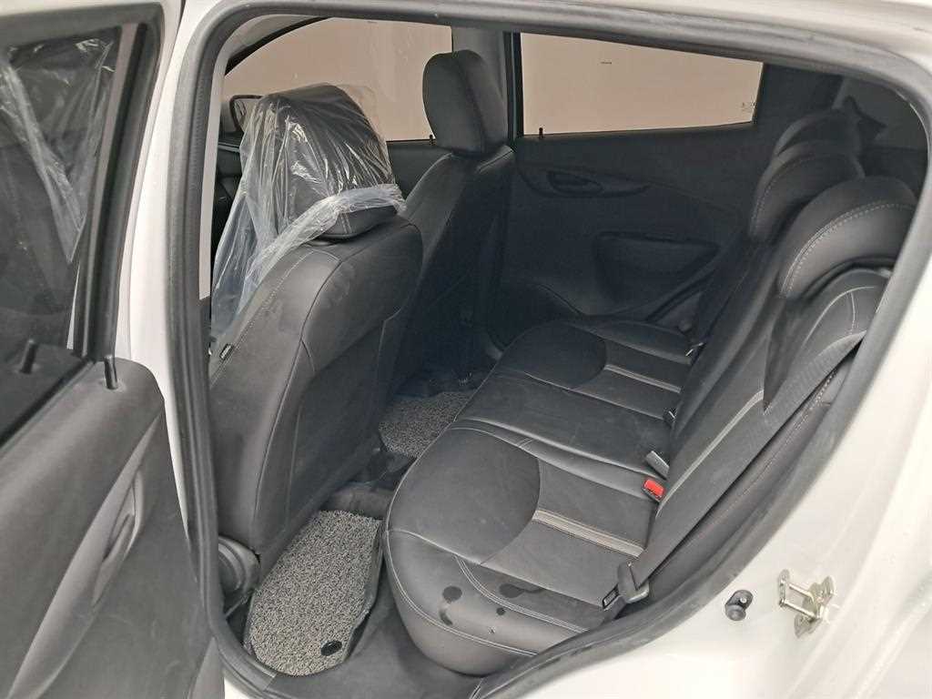 Chevrolet Spark - Vista 12
