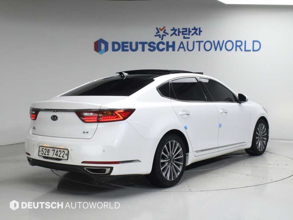 KIA K7 - Vista 4