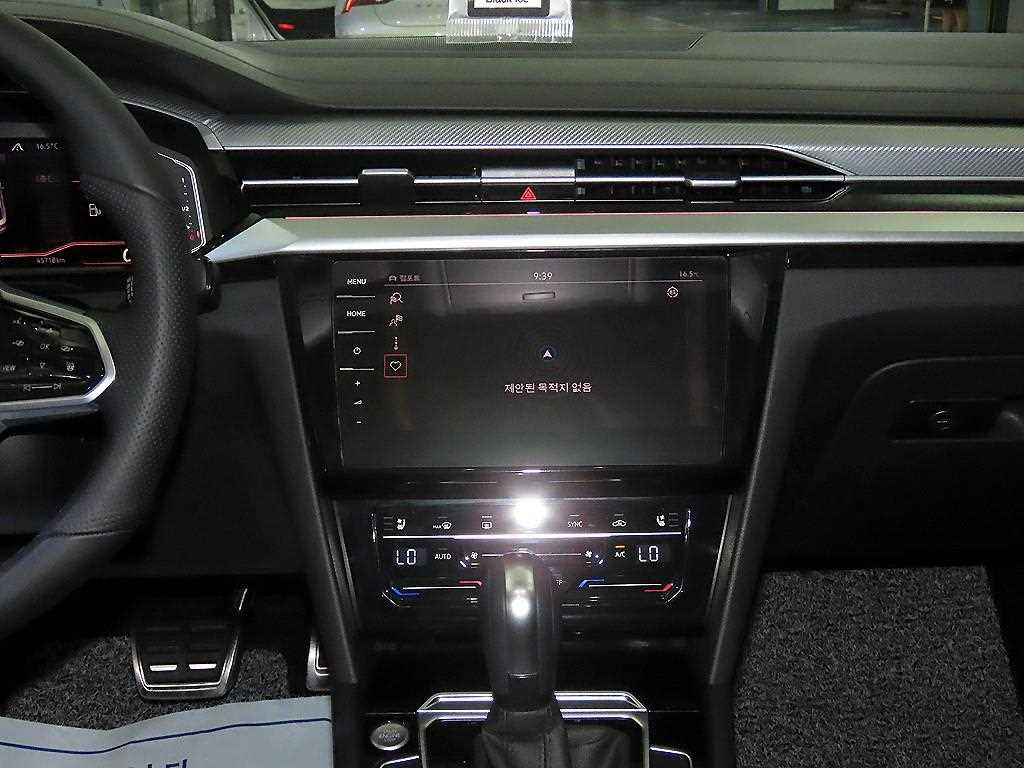 Volkswagen Arteon - Vista 11