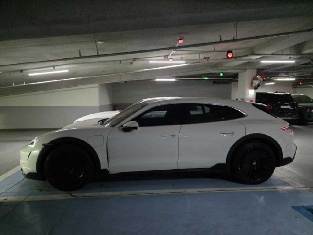 Porsche Taycan - Vista 2