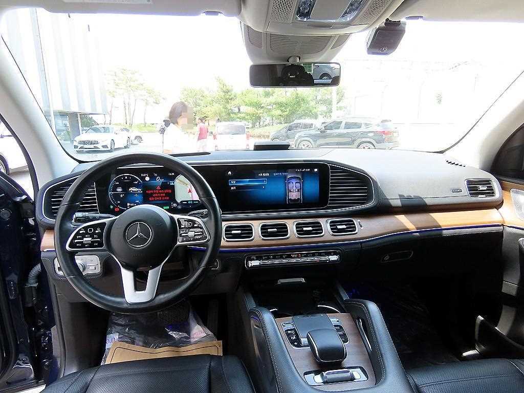 Mercedes Benz GLE Class - Vista 7