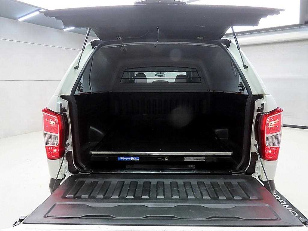 Ssangyong Rexton 2021 Blanco - Importación desde Corea - HF Imports Iquique - Foto 18