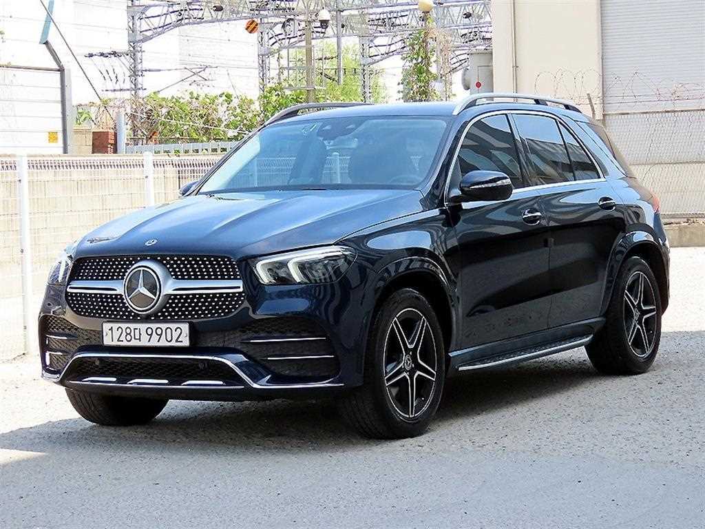Mercedes Benz GLE Class - Vista 2