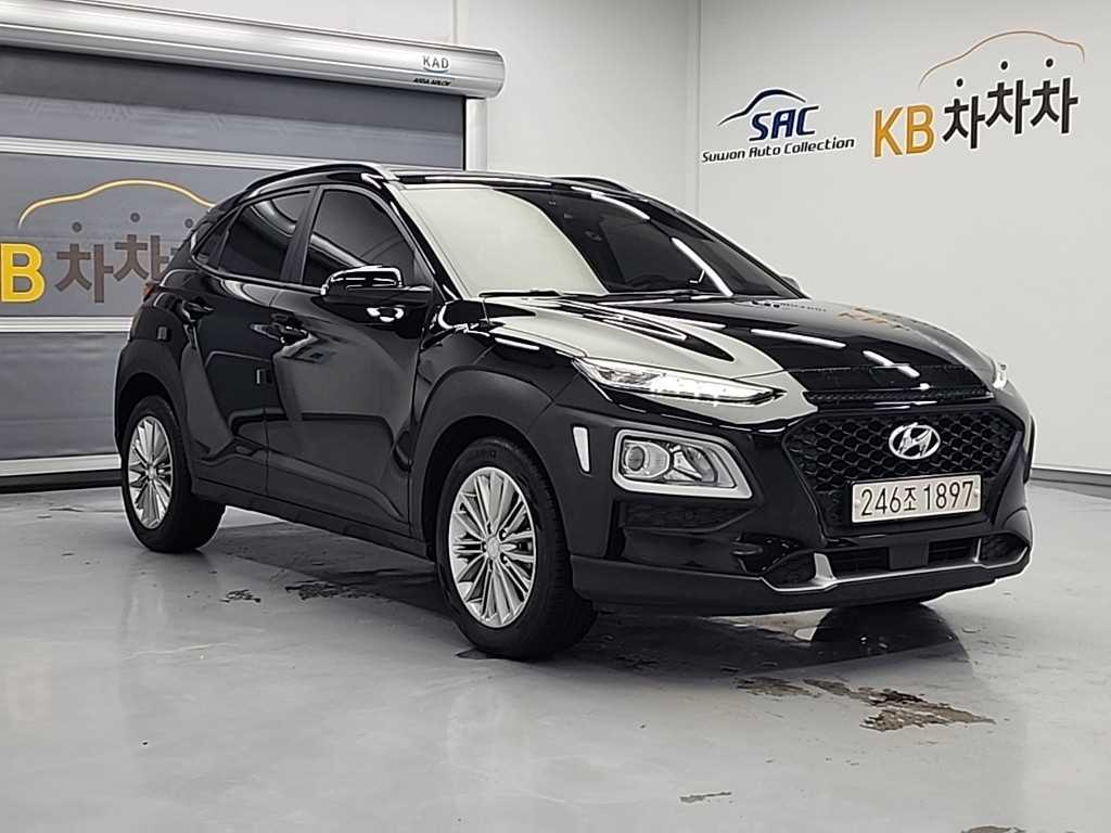 HYUNDAI Kona - Vista 5