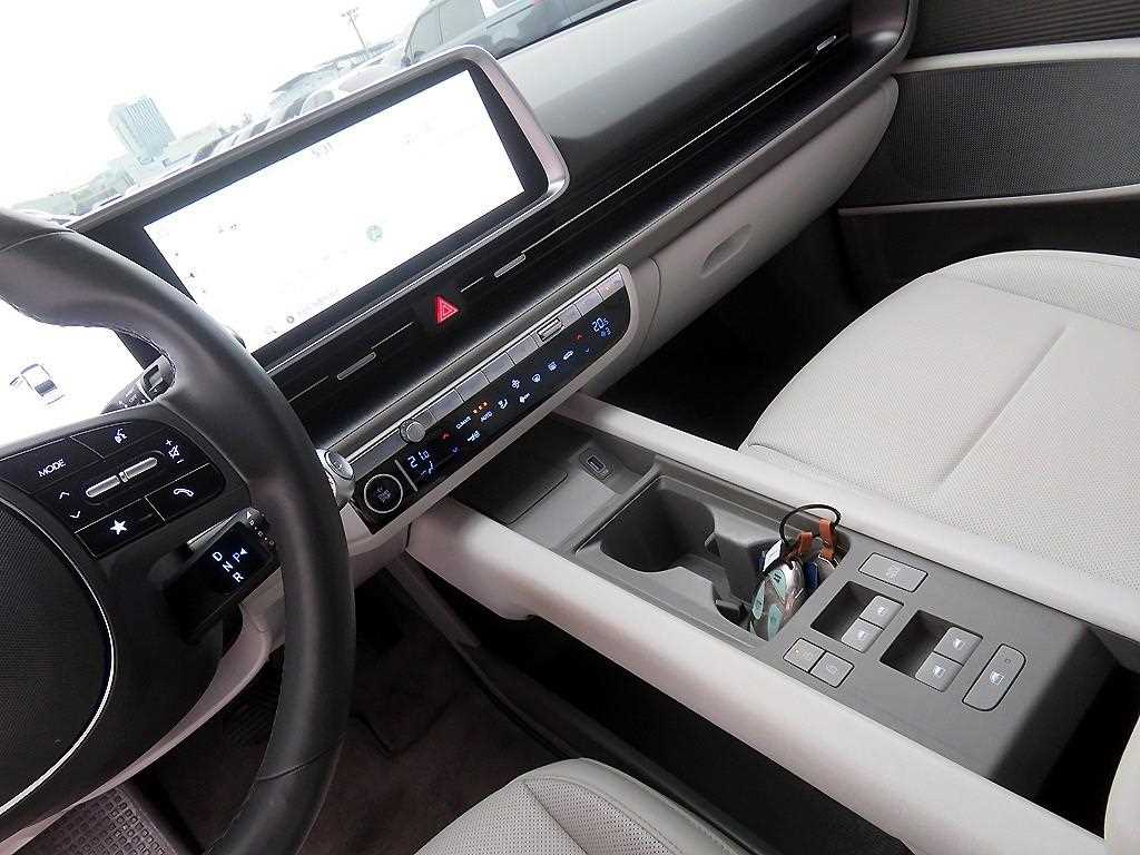 HYUNDAI Ioniq 6 - Vista 12