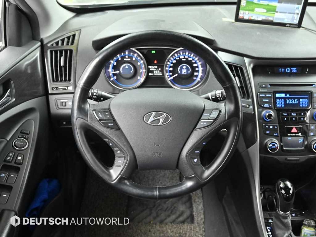 HYUNDAI Sonata 2013 Plateado - Importación desde Corea - HF Imports Iquique - Foto 13