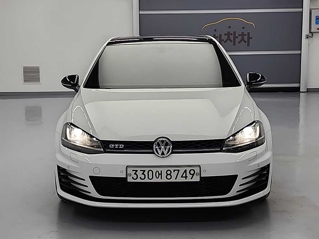 Volkswagen Golf 2016 Blanco - Importación desde Corea - HF Imports Iquique - Foto 1
